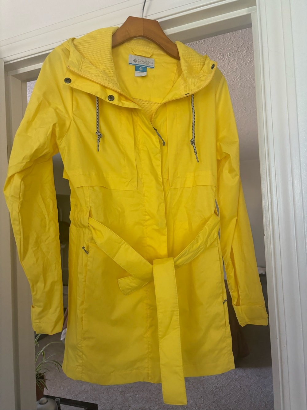 Columbia Women’s Bright Yellow Hooded Trench Coat